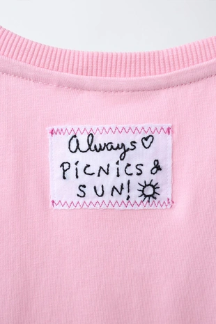 Футболка с принтом и вышивкой фруктов