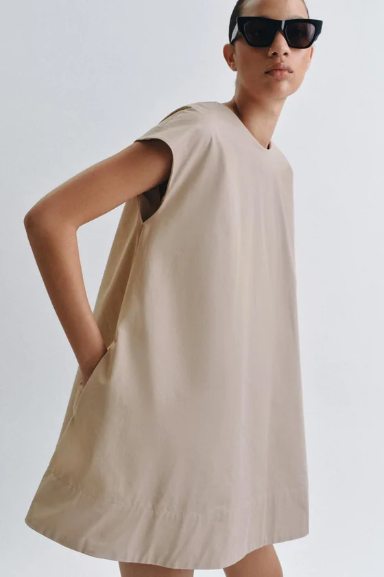 КОРОТКОЕ ПЛАТЬЕ — коллекция Zara «ZW»