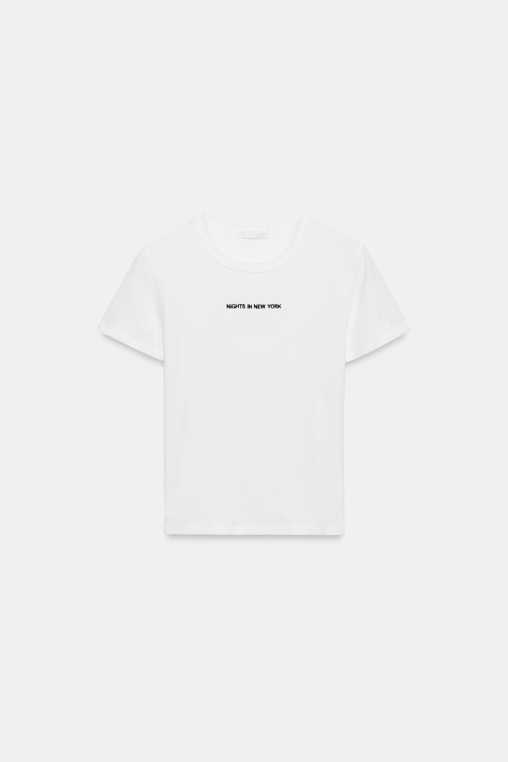 ФУТБОЛКА С НАДПИСЬЮ И КОРОТКИМИ РУКАВАМИ