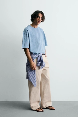 Футболка Relaxed Fit из фламе с эффектом потертости