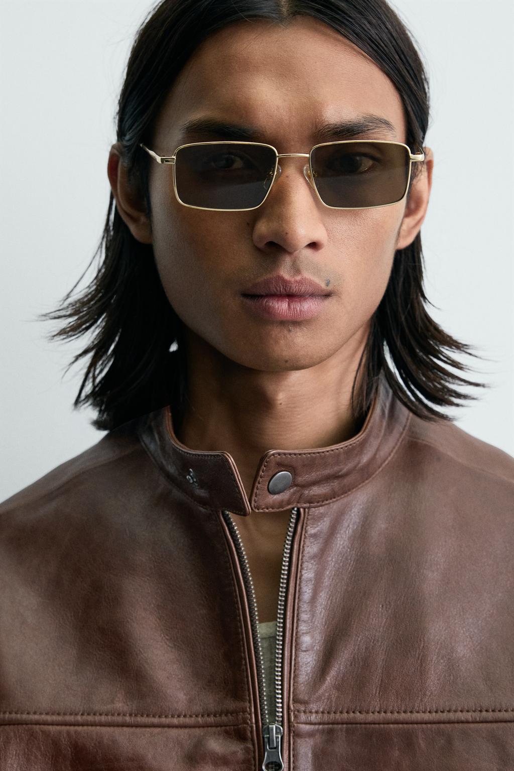 УКОРОЧЕННАЯ КОЖАНАЯ КУРТКА