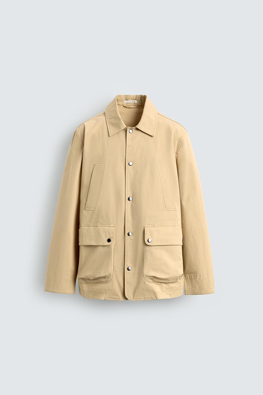 КУРТКА КЛАССИЧЕСКОГО КРОЯ С КАРМАНАМИ