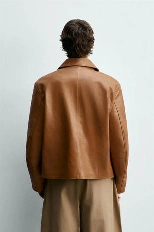 Кожаная куртка классического кроя- Заказать в России