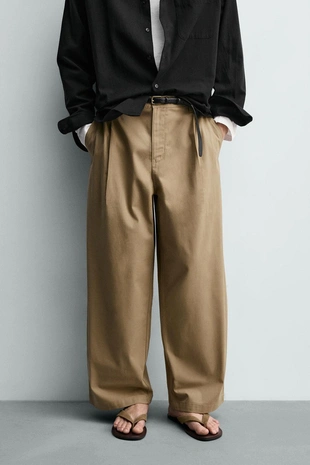 Брюки Wide Fit со складками- Заказать в России