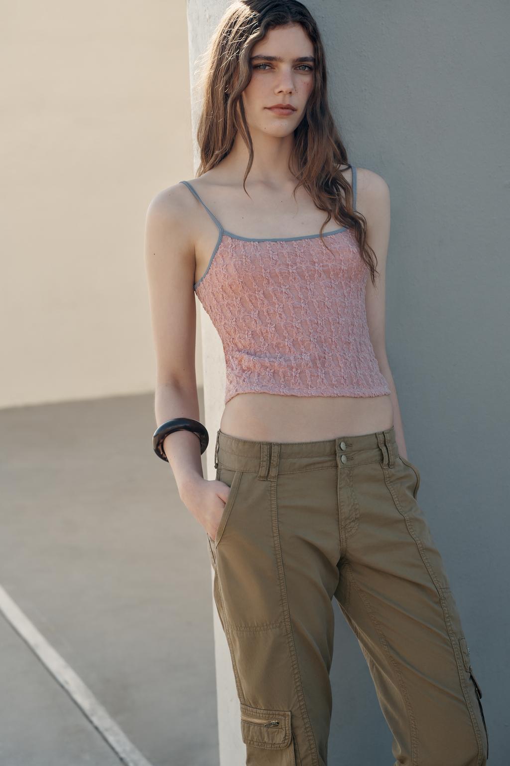 ТОП НА БРЕТЕЛЯХ С КРУЖЕВОМ