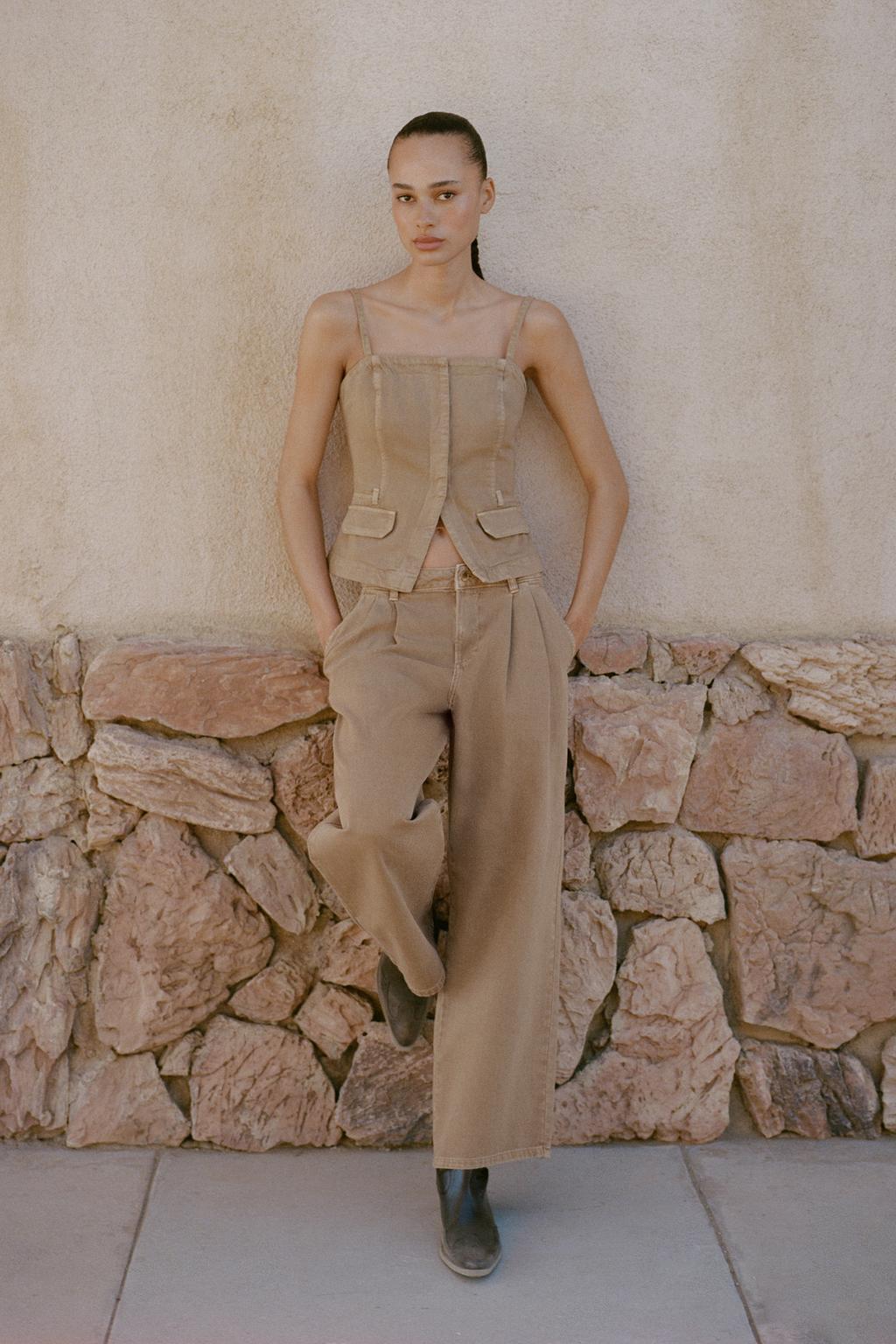 УКОРОЧЕННЫЙ ДЖИНСОВЫЙ ТОП Z1975