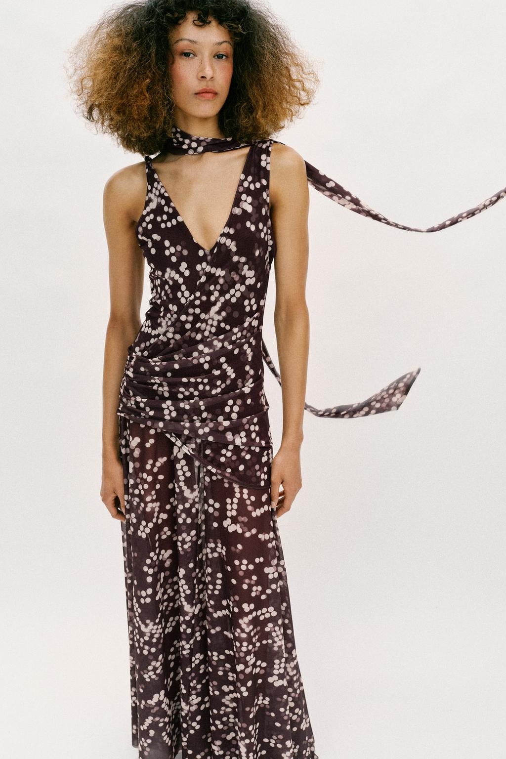 ДЛИННОЕ ПЛАТЬЕ ИЗ ПОЛУПРОЗРАЧНОЙ ТКАНИ В ГОРОШЕК