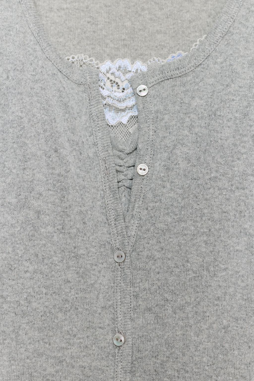 КАРДИГАН С КОМБИНИРОВАННЫМ КРУЖЕВНЫМ ТОПОМ