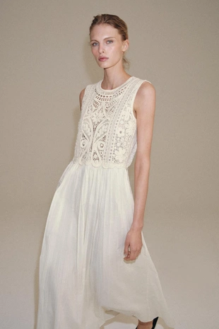 Платье миди с вышивкой — Zw Collection- Заказать в России