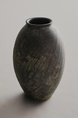 Текстурированная керамическая ваза- Заказать в России