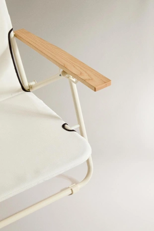 Складное пляжное кресло с деревянными подлокотниками- Заказать в России