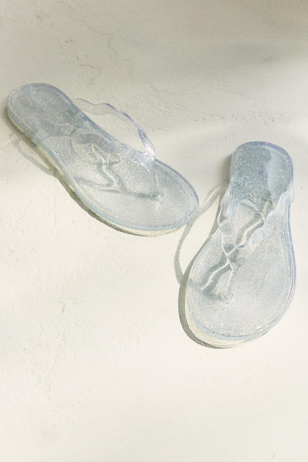 Сандалии с блестками