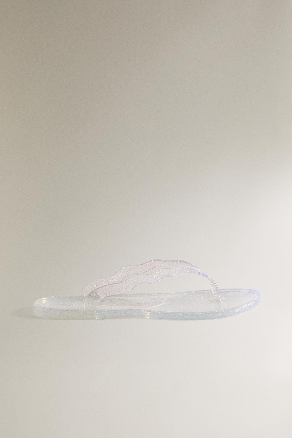 Сандалии с блестками