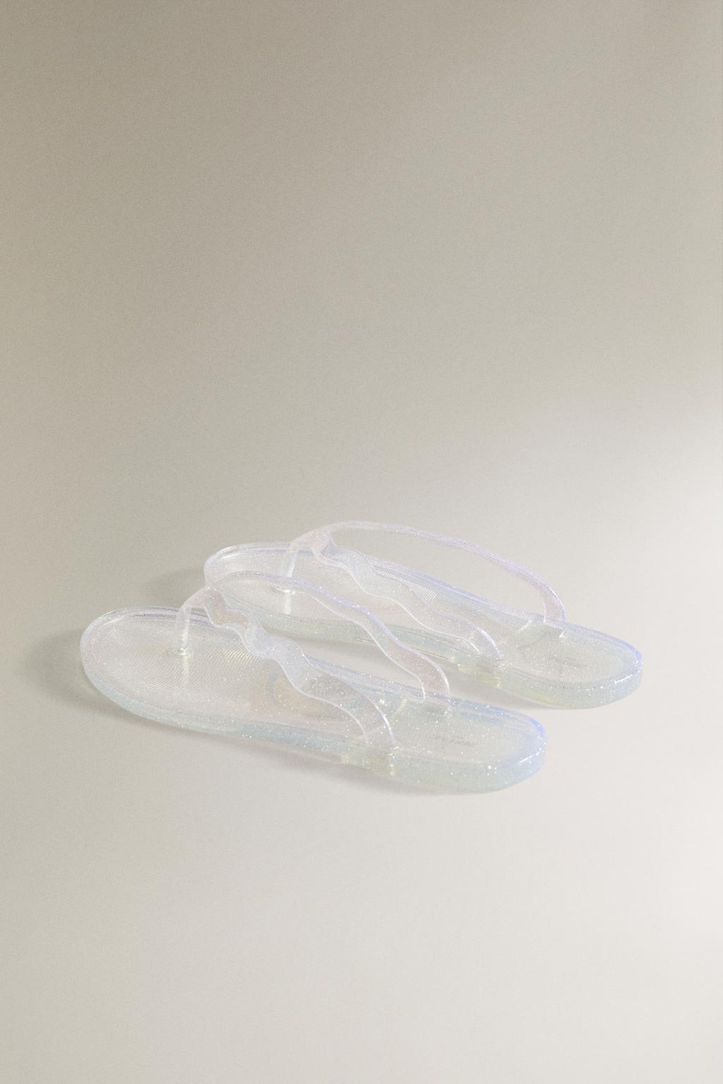 Сандалии с блестками