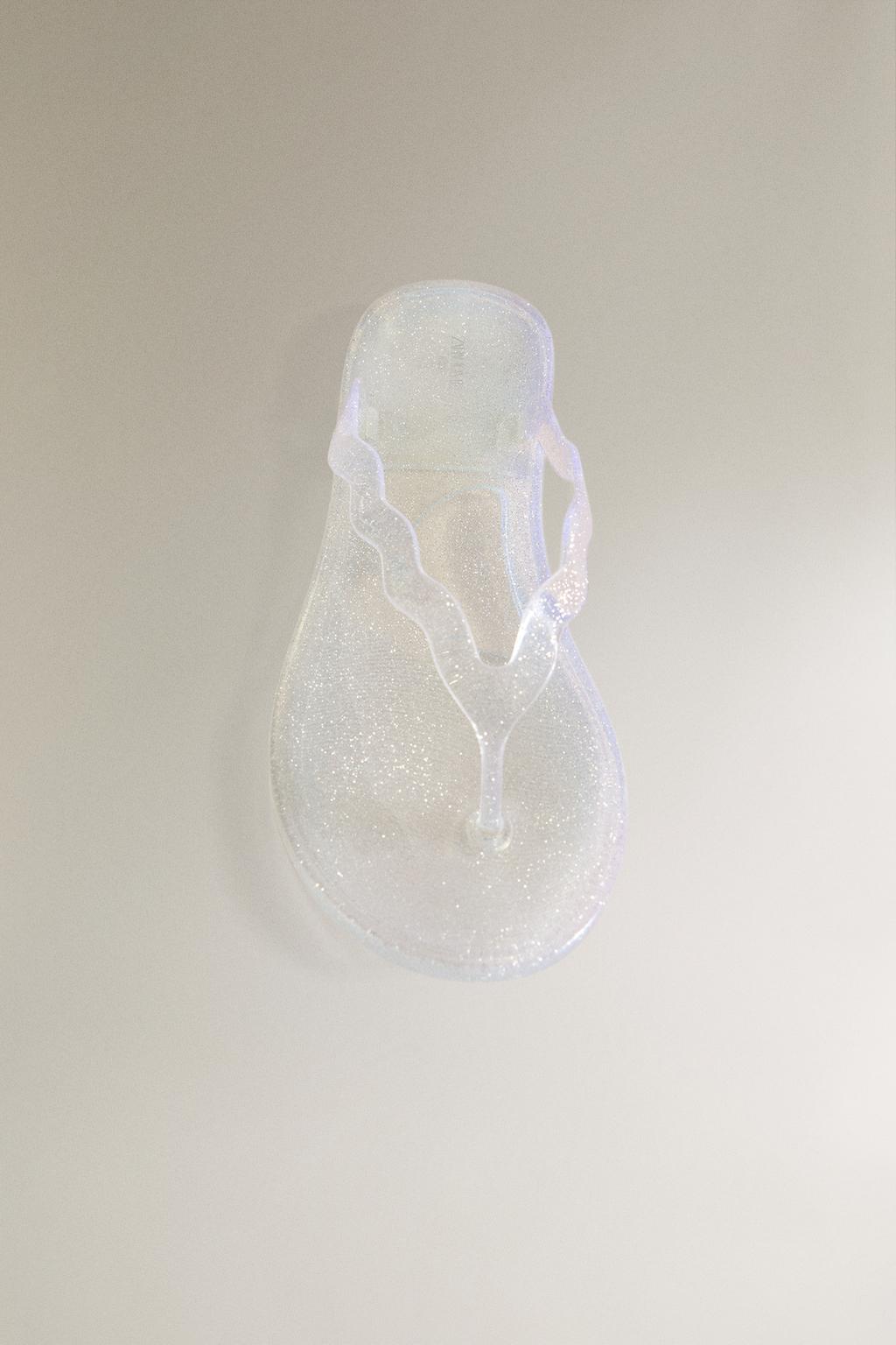 Сандалии с блестками