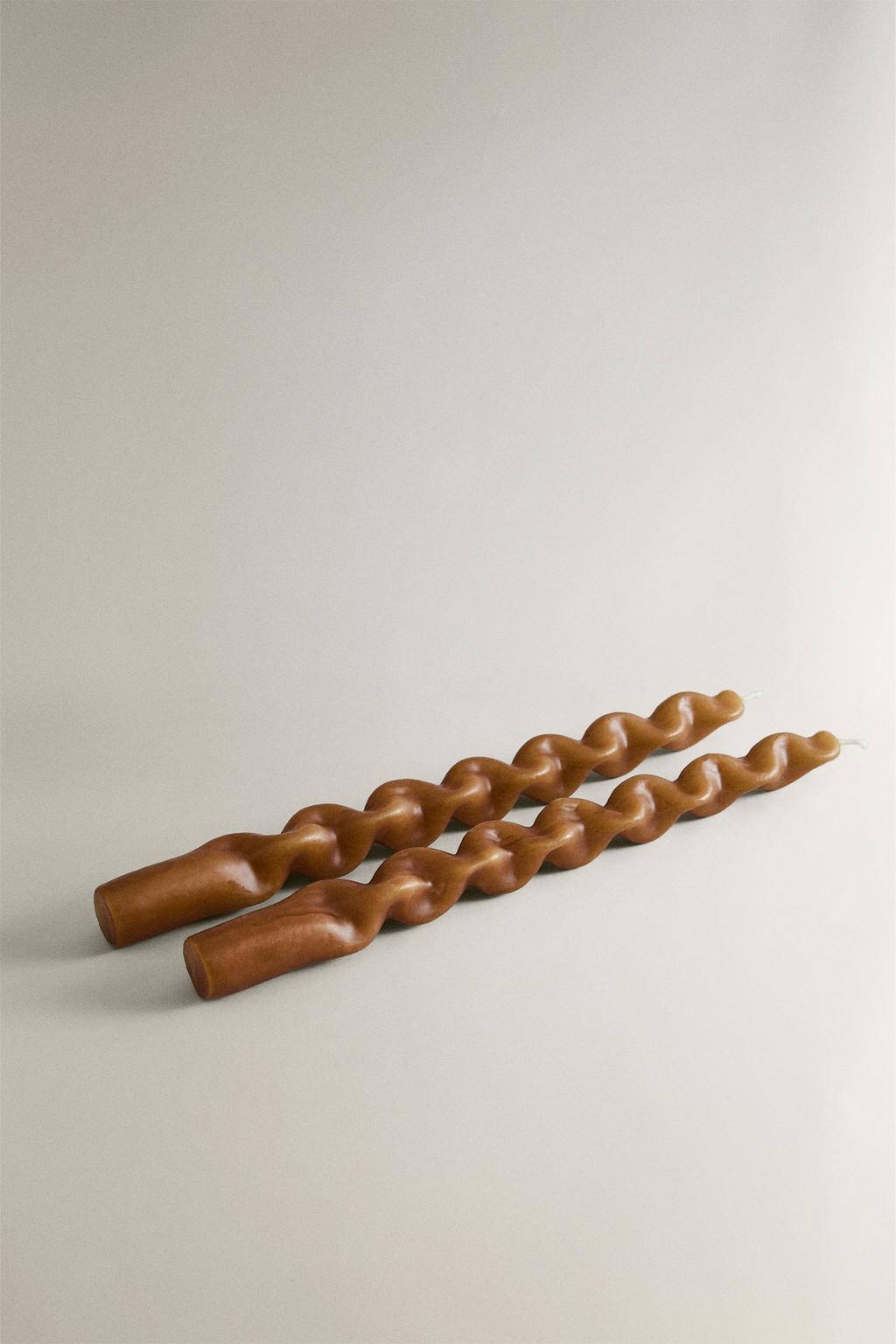 Набор скульптурных декоративных свечей (набор из 2 штук)