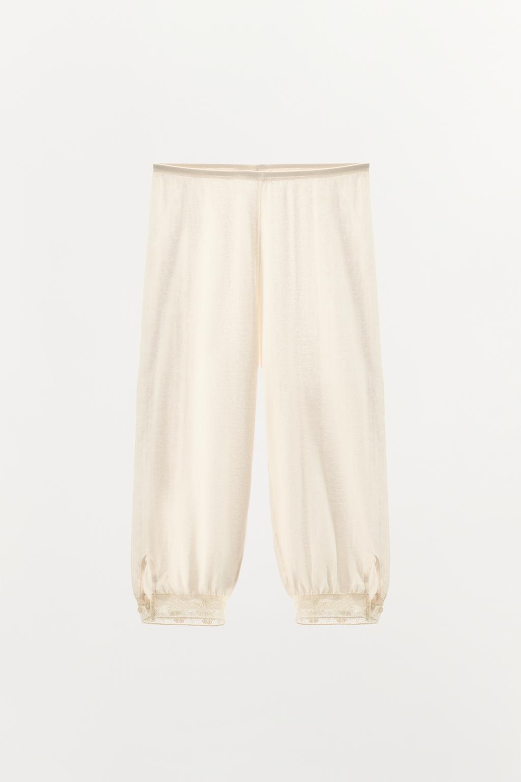 ШОРТЫ ИЗ ТОНКОГО ТРИКОТАЖА С КРУЖЕВОМ