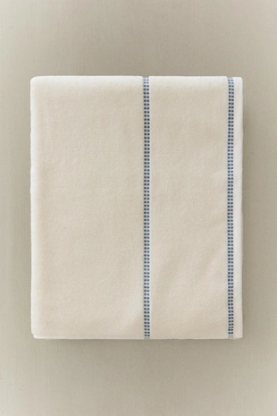 Полотенце для ванны с геометрическим краем- Заказать в России