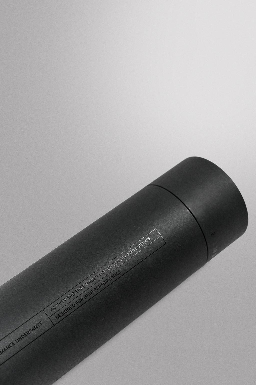 КОМПЛЕКТ ИЗ ДВУХ КОРОТКИХ ЛЕГИНСОВ