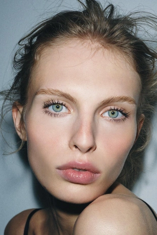 Тушь для ресниц tubing черная- Заказать в России