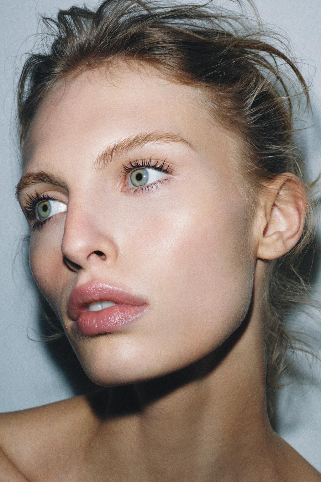 Тушь для ресниц tubing черная