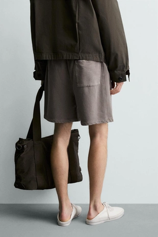 Шорты-джоггеры из ткани с эффектом потертости