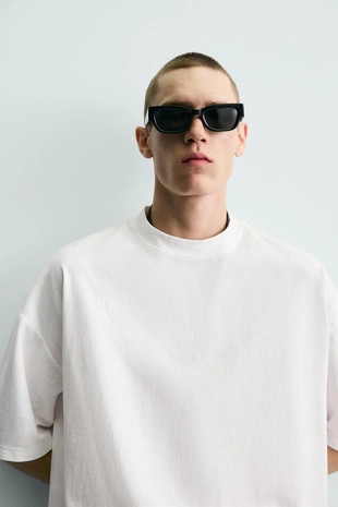 Базовая футболка с эффектом потертости- Заказать в России