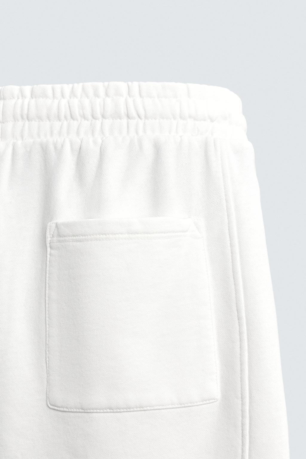 БАЗОВЫЕ ШОРТЫ-ДЖОГГЕРЫ С ЭФФЕКТОМ ПОТЕРТОСТИ