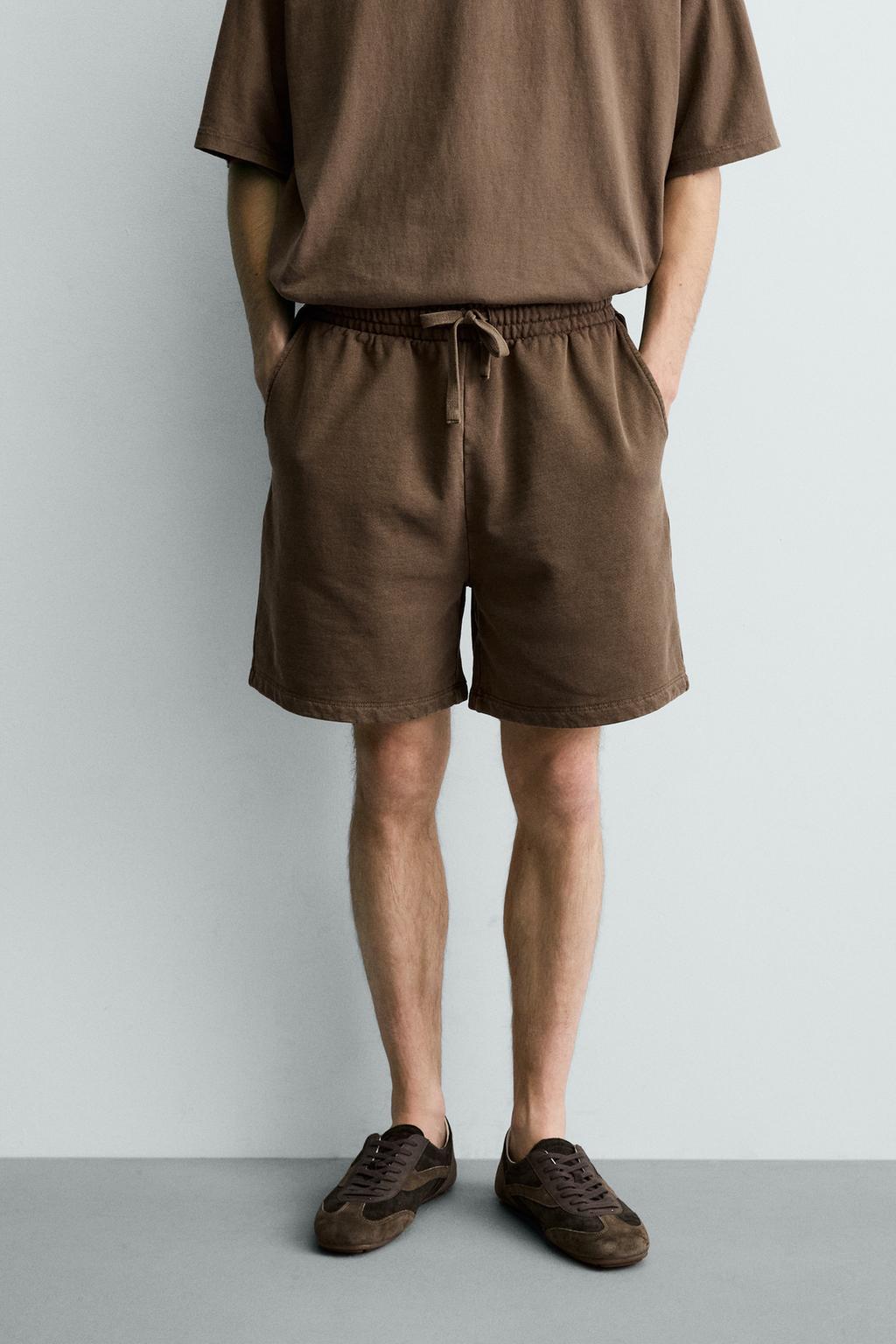 ШОРТЫ-ДЖОГГЕРЫ ИЗ ТКАНИ С ЭФФЕКТОМ ПОТЕРТОСТИ