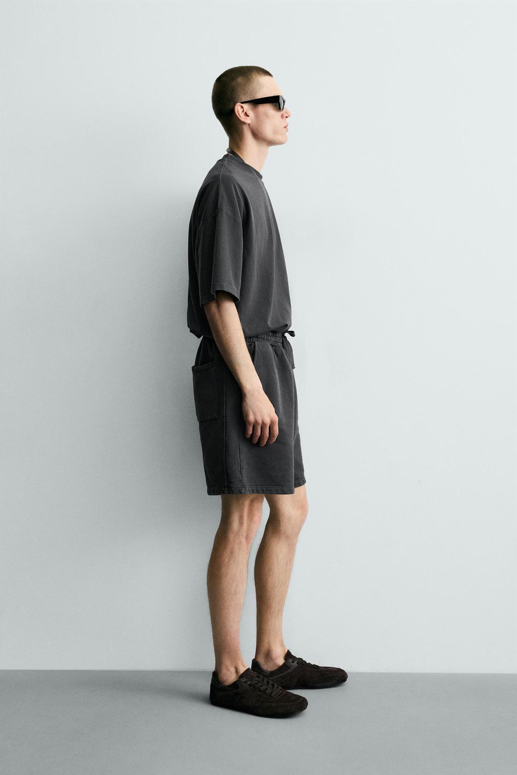 БАЗОВАЯ ФУТБОЛКА С ЭФФЕКТОМ ПОТЕРТОСТИ