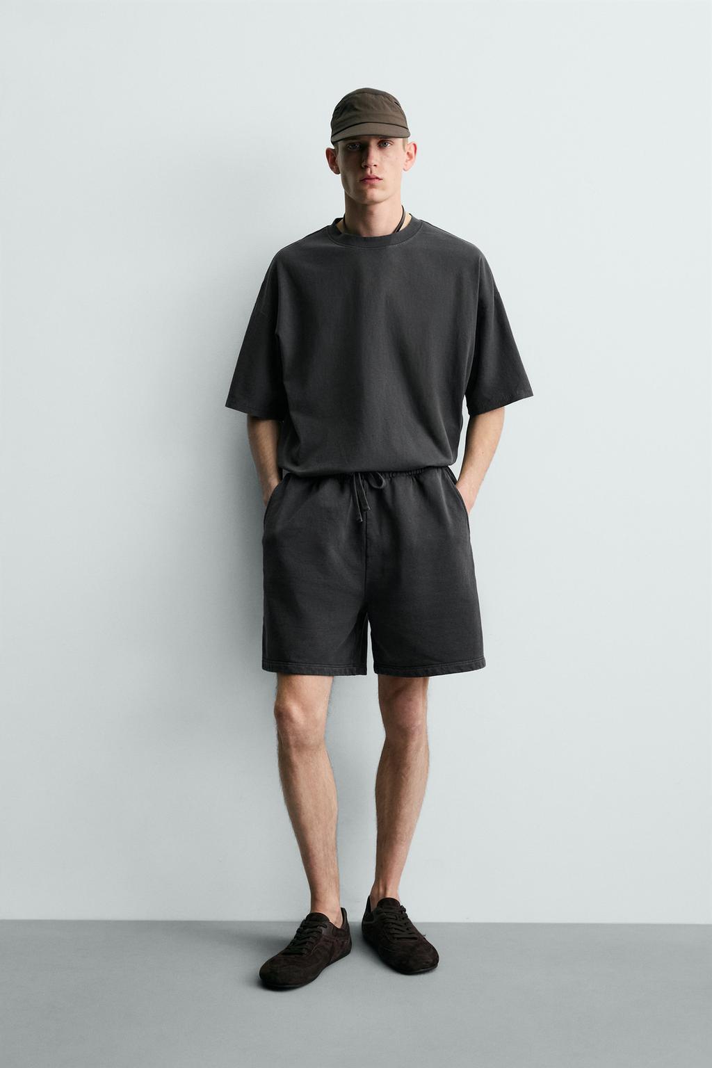 БАЗОВАЯ ФУТБОЛКА С ЭФФЕКТОМ ПОТЕРТОСТИ