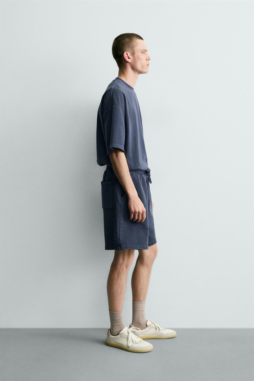 ШОРТЫ-ДЖОГГЕРЫ ИЗ ТКАНИ С ЭФФЕКТОМ ПОТЕРТОСТИ