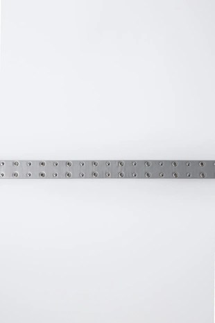 Ремень с металлическими заклепками- Заказать в России