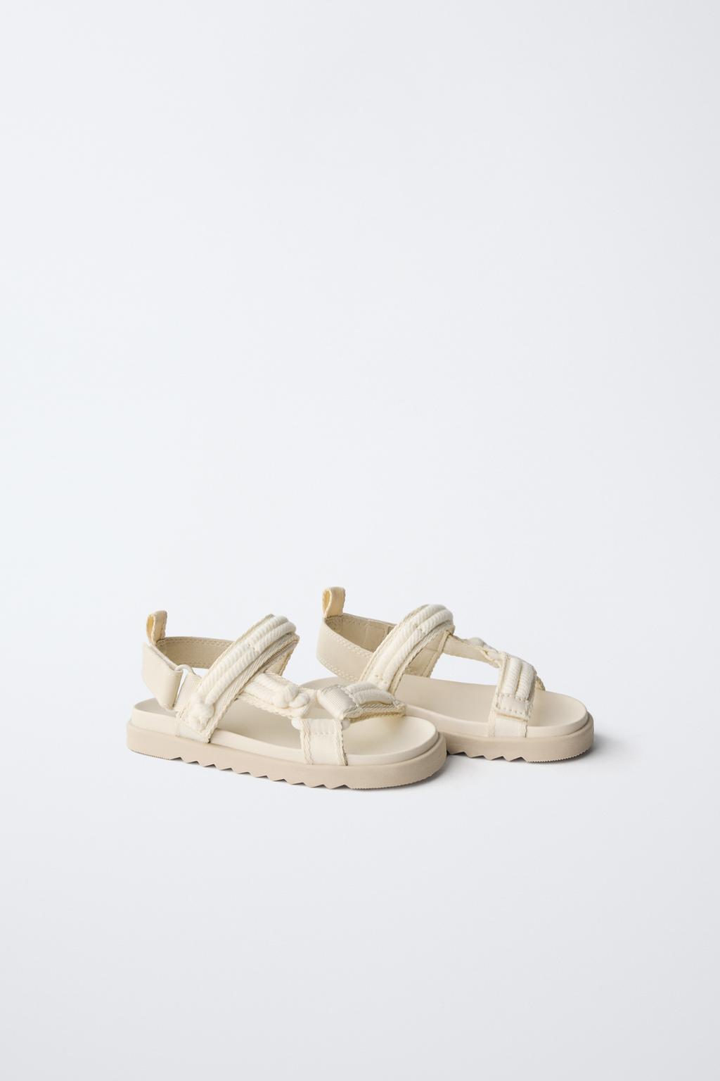 БОСОНОЖКИ С РЕМЕШКАМИ