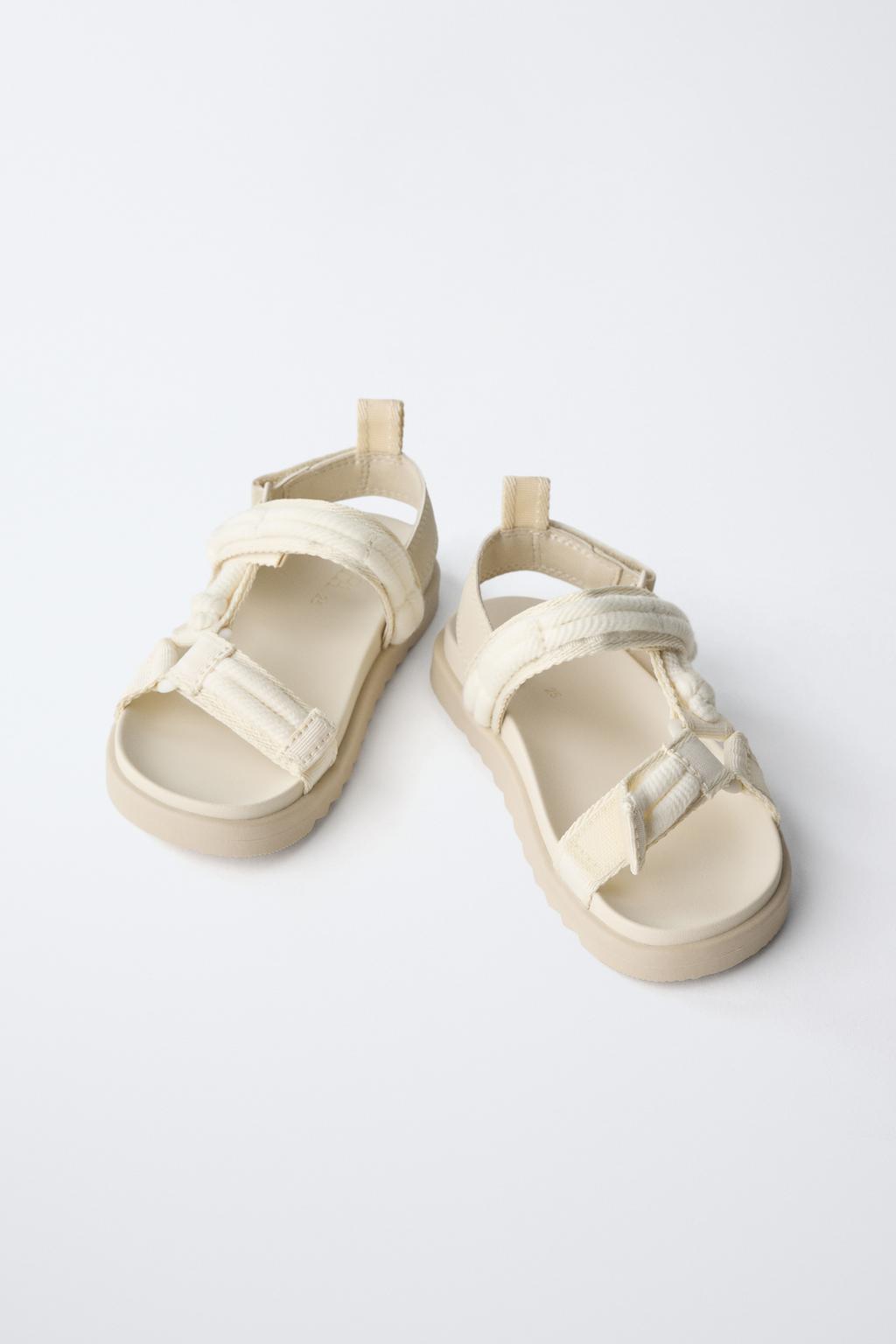 БОСОНОЖКИ С РЕМЕШКАМИ