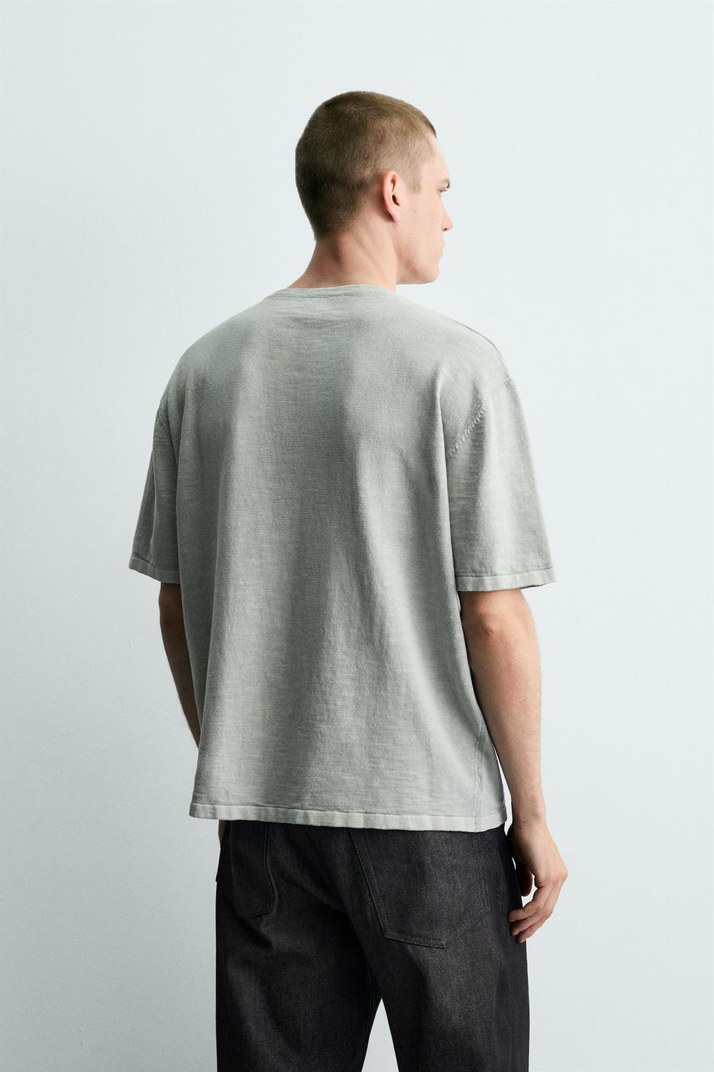 ФУТБОЛКА ИЗ РЕЛЬЕФНОГО ТРИКОТАЖА ФЛАМЕ