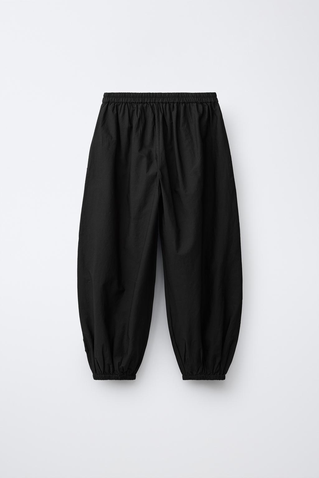 БРЮКИ-БОМБЕРЫ С КРУЖЕВНОЙ ВЫШИВКОЙ