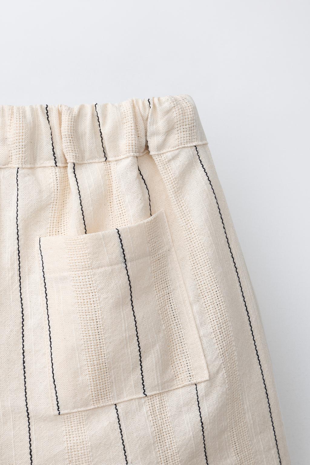 ШОРТЫ В ПОЛОСКУ ИЗ РЕЛЬЕФНОЙ ТКАНИ