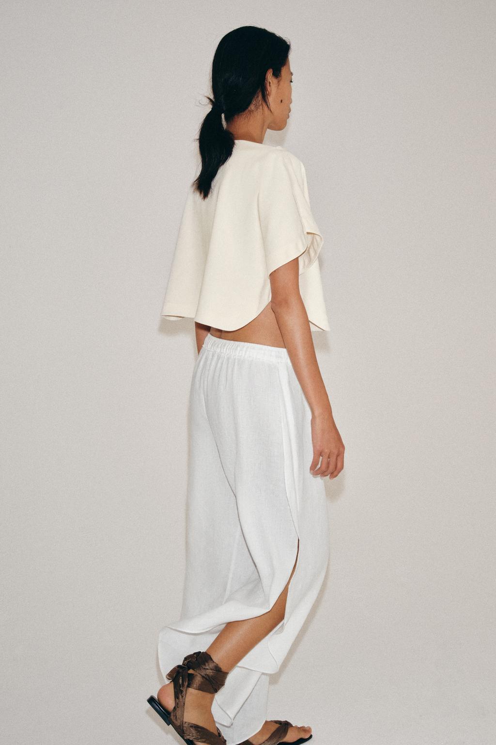 КРОП-ТОП С ЭФФЕКТОМ НАКИДКИ