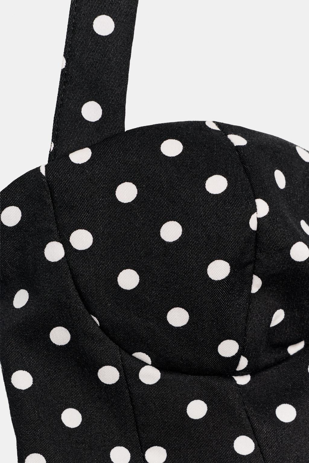 ТОП С ГОРЛОВИНОЙ ХАЛТЕР И КРУГЛЫМ ВЫРЕЗОМ В ГОРОШЕК