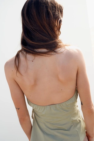 Топ с горловиной халтер и ЗАПÁХОМ- Заказать в России