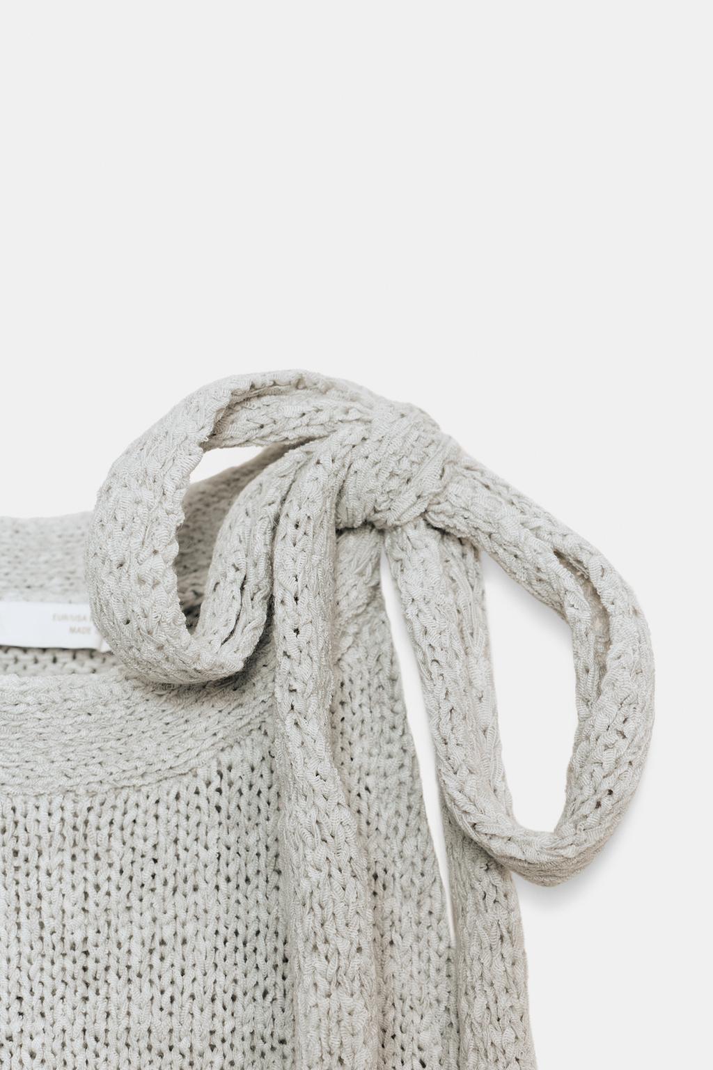 ТОП ИЗ ТКАНИ С ЭФФЕКТОМ ПОД ЛЕН С ГОРЛОВИНОЙ ХАЛТЕР