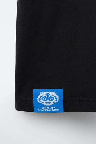 Футболка Kpop Demon Hunters™ Netflix ©- Заказать в России