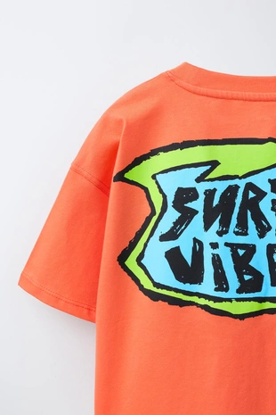 Футболка с принтом 