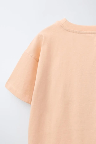 Однотонная футболка- Заказать в России