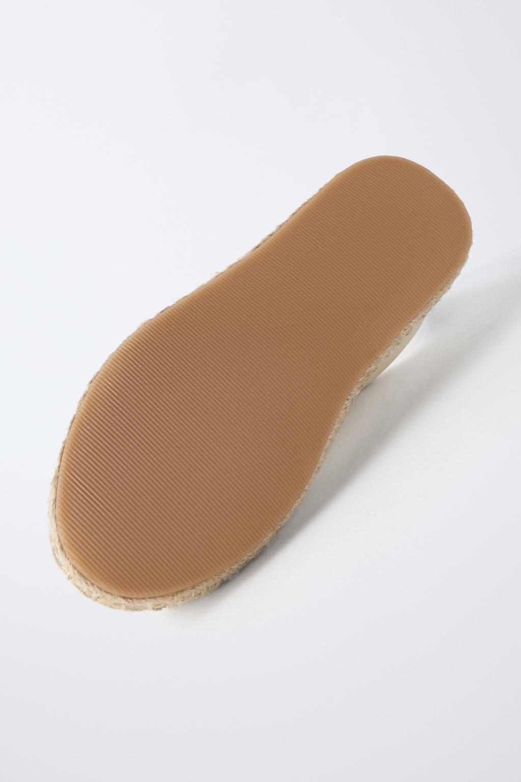 КРОССОВКИ С ДЖУТОВОЙ ПОДОШВОЙ