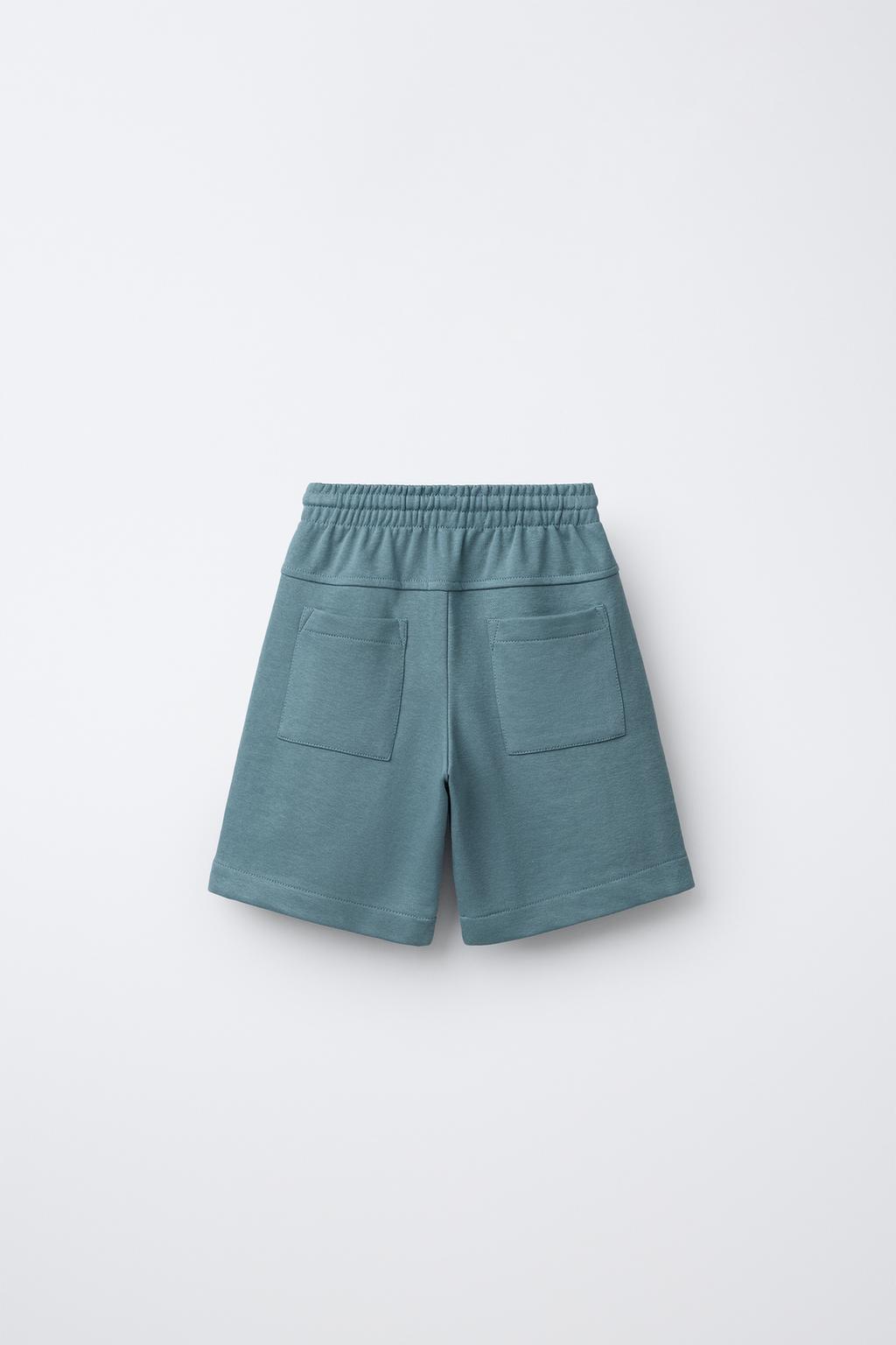 ШОРТЫ ИЗ МЯГКОЙ ТКАНИ С ЭТИКЕТКОЙ