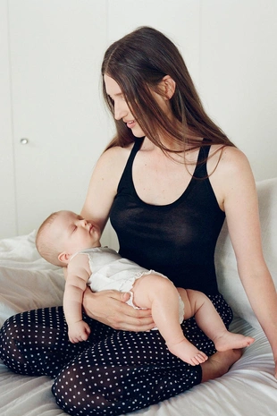 Комплект из рубашки и трусов с вышивкой- Заказать в России