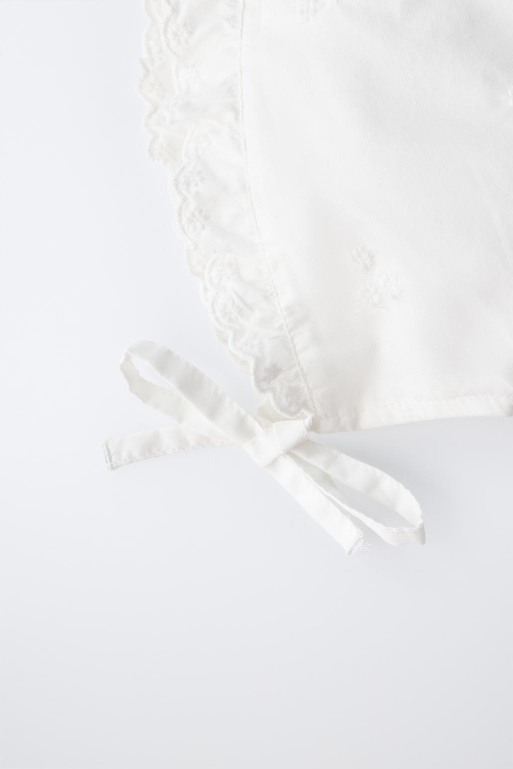 ЧЕПЧИК С ВЫШИТЫМ ВОЛАНОМ