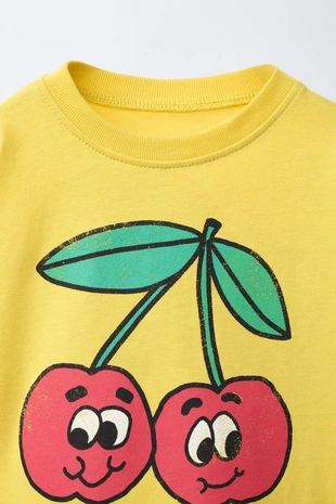 Футболка с принтом «вишни»- Заказать в России